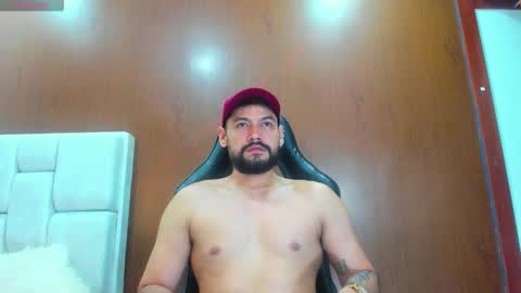 Snapshot of derrybigger_cm chatting on March 12, 2026, 12:17 am DerryBigger CM online show from March 12, 2026, 12:17 am