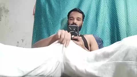 desi_boy799417 online show from March 2, 2025, 11:07 am
