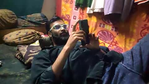 Snapshot of desi_boy799417 chatting on October 19, 2025, 2:29 pm desi_boy799417 online show from October 19, 2025, 2:29 pm