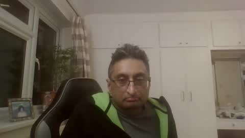 desiboi9 online show from February 19, 2025, 12:25 am