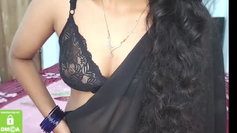 Snapshot of desicoupleshow chatting on January 7, 2025, 4:27 pm Eva and Adam online show from January 7, 2025, 4:27 pm