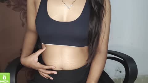 Snapshot of desicoupleshow chatting on February 5, 2025, 4:14 pm Eva and Adam online show from February 5, 2025, 4:14 pm