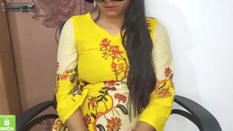 Snapshot of desicoupleshow chatting on February 28, 2025, 1:25 pm Eva and Adam online show from February 28, 2025, 1:25 pm