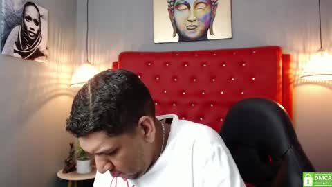 Snapshot of designturbate chatting on December 30, 2024, 12:32 am Designturbate online show from December 30, 2024, 12:32 am