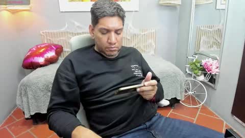 Snapshot of designturbate chatting on October 13, 2025, 11:38 pm Designturbate online show from October 13, 2025, 11:38 pm