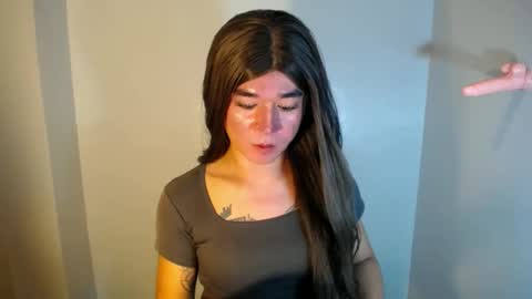 LORINE online show from December 26, 2024, 2:27 pm