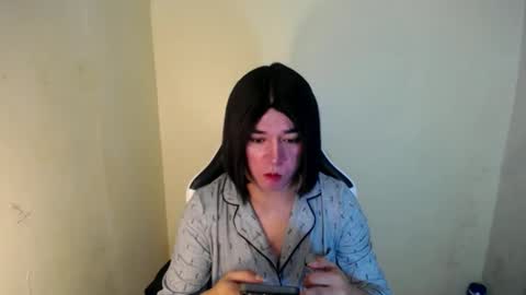 LORINE online show from February 11, 2025, 6:33 pm