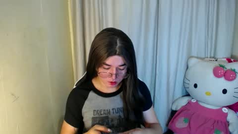 LORINE online show from February 24, 2025, 5:22 am