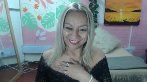 VALERIA online show from April 28, 2026, 3:39 pm