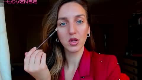 Snapshot of desired_zoya chatting on October 3, 2025, 4:42 am desired zoya online show from October 3, 2025, 4:42 am