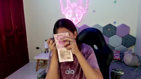 Snapshot of desireduo_tgn chatting on December 28, 2024, 6:29 pm TORI AND MR. BEAR online show from December 28, 2024, 6:29 pm