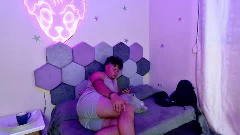 Snapshot of desireduo_tgn chatting on January 5, 2025, 9:36 pm TORI AND MR. BEAR online show from January 5, 2025, 9:36 pm