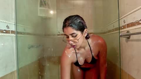 Snapshot of desireduo_tgn chatting on January 28, 2025, 9:19 pm TORI AND MR. BEAR online show from January 28, 2025, 9:19 pm