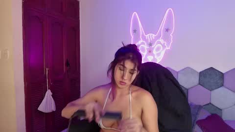 Snapshot of desireduo_tgn chatting on February 27, 2025, 7:15 pm TORI AND MR. BEAR online show from February 27, 2025, 7:15 pm