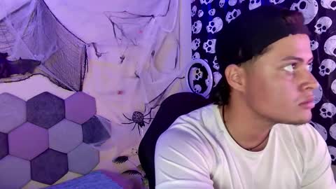 Snapshot of desireduo_tgn chatting on October 17, 2025, 5:48 pm TORI AND MR. BEAR online show from October 17, 2025, 5:48 pm