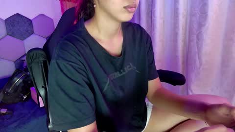 TORI AND MR. BEAR online show from February 20, 2026, 12:27 pm