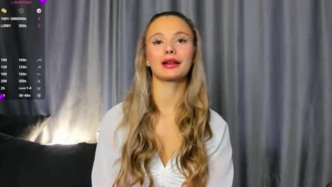 Willow online show from November 5, 2025, 6:13 am