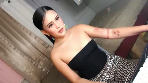 desireedreams_ online show from July 26, 2026, 2:02 pm