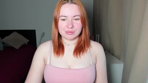 LAYLA online show from May 7, 2026, 6:41 am