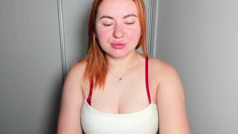 Snapshot of desirelayla chatting on July 18, 2026, 6:39 am LAYLA online show from July 18, 2026, 6:39 am