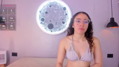 DesireQueens online show from September 12, 2025, 11:54 am