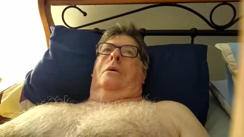 Desmon1958 online show from February 3, 2026, 6:46 pm