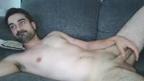 Snapshot of desmond4you chatting on September 27, 2025, 8:14 pm Desmond4You online show from September 27, 2025, 8:14 pm