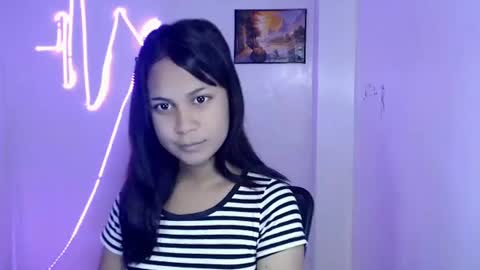 Snapshot of dess_morena chatting on June 15, 2026, 4:36 am Dess online show from June 15, 2026, 4:36 am