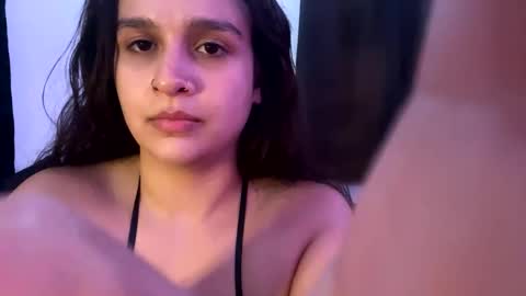 dessiiibabbyyy online show from September 15, 2025, 5:51 am