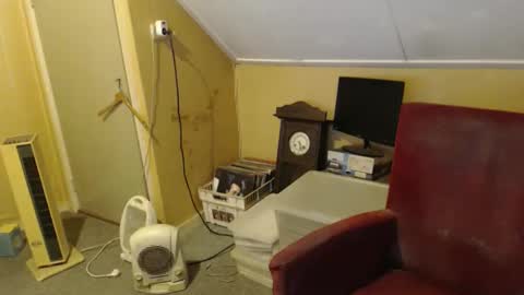 destelp online show from May 2, 2026, 5:23 am