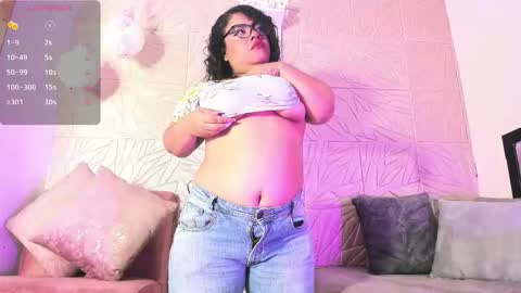 Snapshot of destinysins chatting on October 24, 2025, 12:12 pm Destinysins online show from October 24, 2025, 12:12 pm