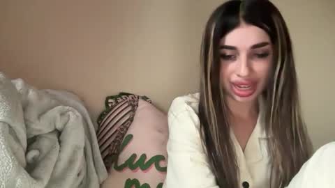 destinyyyyyy622165 online show from January 18, 2026, 11:14 am