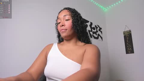 Snapshot of desty_y chatting on September 23, 2025, 5:10 am desty_y online show from September 23, 2025, 5:10 am