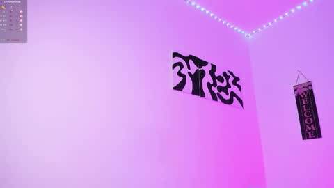 Snapshot of desty_y chatting on October 15, 2025, 9:04 pm desty_y online show from October 15, 2025, 9:04 pm