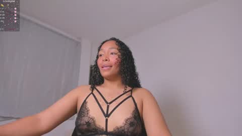 desty_y online show from June 23, 2026, 12:08 am