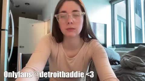 Snapshot of detroitbaddie chatting on February 22, 2025, 3:47 pm detroitbaddie online show from February 22, 2025, 3:47 pm