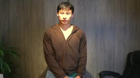 Snapshot of deus_belli chatting on June 16, 2026, 2:09 pm Deus Belli online show from June 16, 2026, 2:09 pm