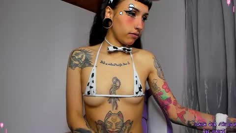 Gi HELP ME REACH 50 THUMPS UP 3 online show from September 17, 2025, 8:10 pm