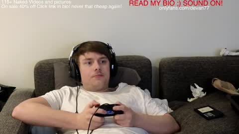 Snapshot of devantheplug chatting on December 16, 2024, 4:13 am Devan online show from December 16, 2024, 4:13 am