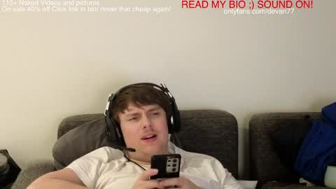 Snapshot of devantheplug chatting on December 24, 2024, 7:06 am Devan online show from December 24, 2024, 7:06 am