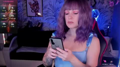 Evi online show from December 16, 2025, 6:57 pm