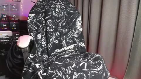 Snapshot of devil_s_bride chatting on March 2, 2026, 2:46 pm devil_s_bride online show from March 2, 2026, 2:46 pm