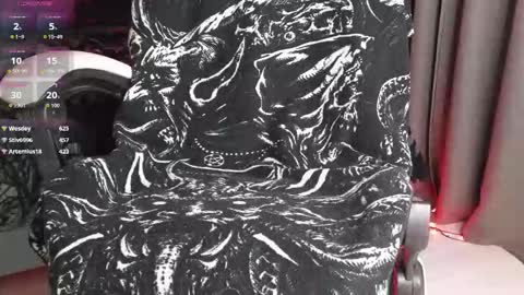 Snapshot of devil_s_bride chatting on March 3, 2026, 2:56 pm devil_s_bride online show from March 3, 2026, 2:56 pm