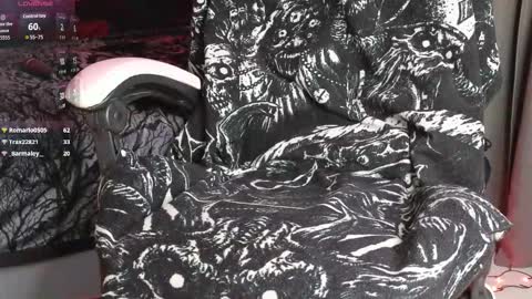 Snapshot of devil_s_bride chatting on March 7, 2026, 4:26 pm devil_s_bride online show from March 7, 2026, 4:26 pm