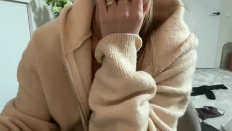 Snapshot of devildaniella chatting on March 23, 2026, 12:20 pm devildaniella online show from March 23, 2026, 12:20 pm