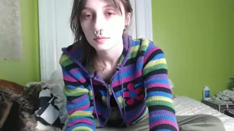 Snapshot of devilg1rl chatting on October 22, 2025, 1:06 am poutyangel online show from October 22, 2025, 1:06 am