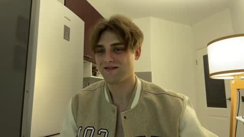 Snapshot of devilnut1 chatting on December 20, 2024, 6:50 am devilnut1 online show from December 20, 2024, 6:50 am