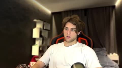 Snapshot of devilnut1 chatting on November 9, 2025, 5:28 am devilnut1 online show from November 9, 2025, 5:28 am