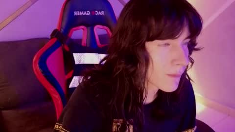 Alex online show from October 25, 2025, 3:58 am