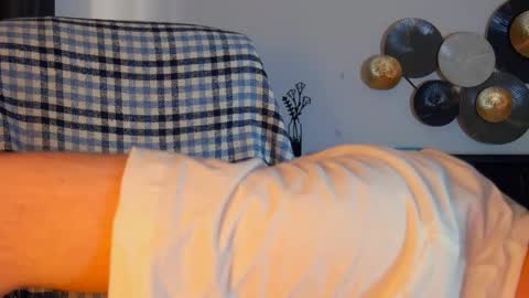 devin_ho online show from February 1, 2026, 10:47 am